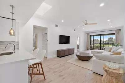 7508 La Paz Boulevard #304, Boca Raton, FL 33433 - Photo 2