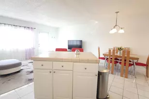 405 Southampton A, West Palm Beach, FL 33417 - Photo 10