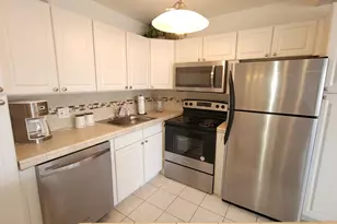 405 Southampton A, West Palm Beach, FL 33417 - Photo 8