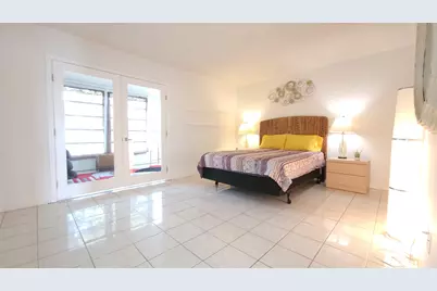405 Southampton A, West Palm Beach, FL 33417 - Photo 12