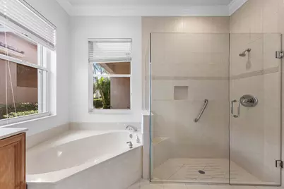 208 Via Condado Way, Palm Beach Gardens, FL 33418 - Photo 34