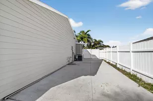 10698 Misty Ln, Royal Palm Beach, FL 33411 - Photo 30