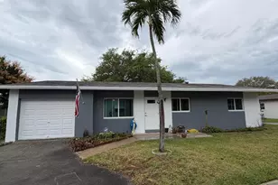 2615 SW Natura Ave, Deerfield Beach, FL 33441 - Photo 1