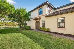 17361 Cherrywood Ct, Bonita Springs, FL 34135 - Photo 2