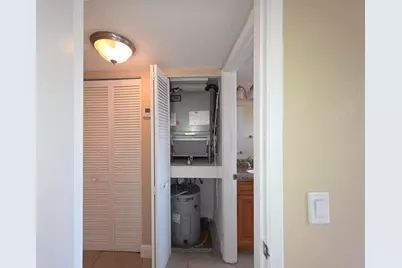 1542 Lake Crystal Drive #H, West Palm Beach, FL 33411 - Photo 16