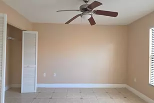 1542 Lake Crystal Dr, West Palm Beach, FL 33411 - Photo 28