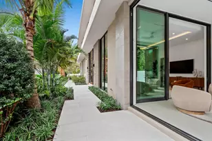 1136 NE 9th Ave, Delray Beach, FL 33483 - Photo 38