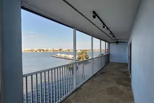 100 Waterway Dr S, Lantana, FL 33462 - Photo 2