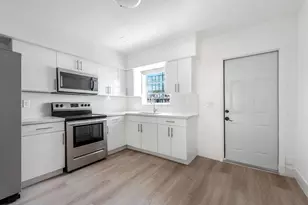 323 NW 21st Ave, Miami, FL 33125 - Photo 8