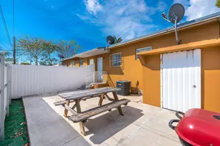 323 NW 21st Ave, Miami, FL 33125 - Photo 24