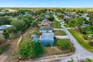 898 SE Evergreen Terrace, Port Saint Lucie, FL 34983 - Photo 42