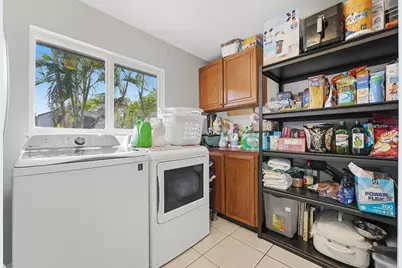 898 SE Evergreen Terrace, Port Saint Lucie, FL 34983 - Photo 24