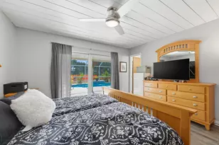 898 SE Evergreen Terrace, Port Saint Lucie, FL 34983 - Photo 16