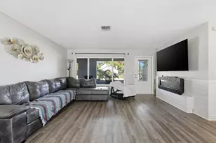 898 SE Evergreen Terrace, Port Saint Lucie, FL 34983 - Photo 10