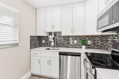 141 Brittany C, Delray Beach, FL 33446 - Photo 2