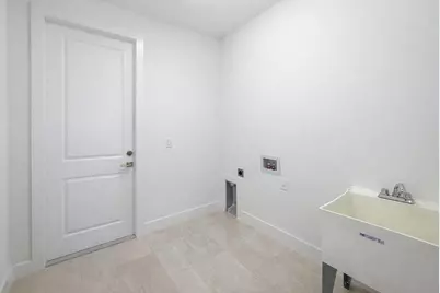 211 NW 25th Avenue, Cape Coral, FL 33993 - Photo 16