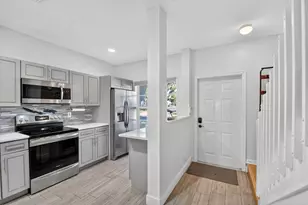 5015 Palmbrooke Cir, West Palm Beach, FL 33417 - Photo 8