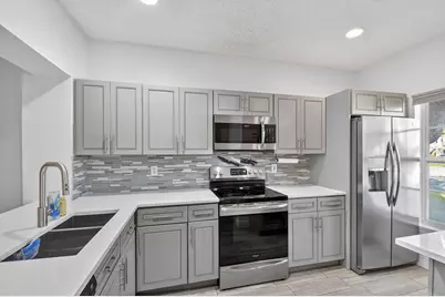 5015 Palmbrooke Circle, West Palm Beach, FL 33417 - Photo 8