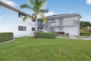 15235 Lakes of Delray Blvd, Delray Beach, FL 33484 - Photo 2