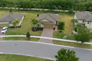 868 Bent Creek Dr, Fort Pierce, FL 34947 - Photo 34