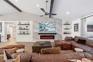 5867 NW Leah Dr, Port Saint Lucie, FL 34986 - Photo 6