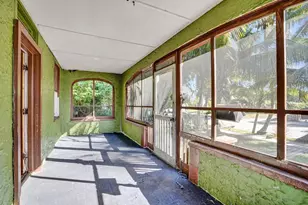 627 30th St, West Palm Beach, FL 33407 - Photo 10