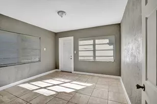 627 30th St, West Palm Beach, FL 33407 - Photo 38