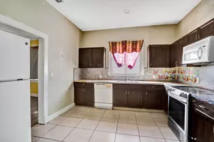 627 30th St, West Palm Beach, FL 33407 - Photo 22