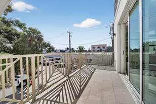 41 SW Seminole St, Stuart, FL 34994 - Photo 14