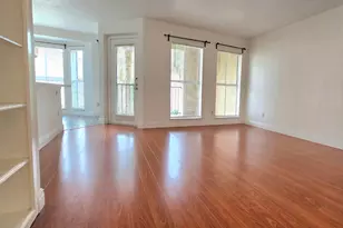 977 Riverside Dr, Coral Springs, FL 33071 - Photo 2