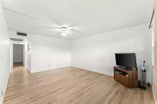 13250 SW 4th Ct, Miramar, FL 33027 - Photo 8