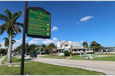 5681 NW Croton Avenue, Port Saint Lucie, FL 34986 - Photo 36