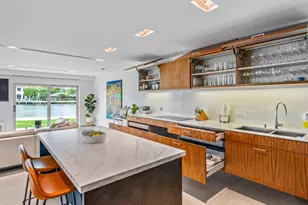 35 Castle Harbor Island, Fort Lauderdale, FL 33308 - Photo 14