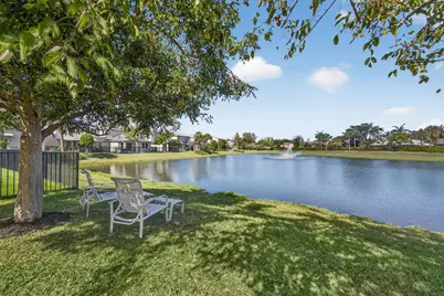 1822 Lake Cove Drive, Lake Worth, FL 33460 - Photo 36