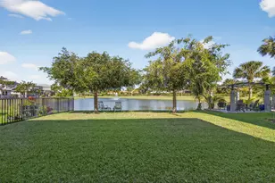 1822 Lake Cove Dr, Lake Worth, FL 33460 - Photo 34