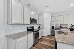 1822 Lake Cove Dr, Lake Worth, FL 33460 - Photo 10