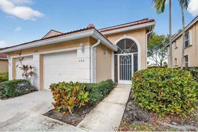 12474 Crystal Pointe Drive #202, Boynton Beach, FL 33437 - Photo 4