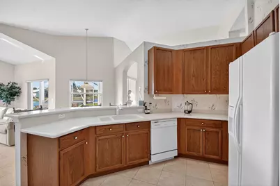 8440 Grand Messina Circle, Boynton Beach, FL 33472 - Photo 10