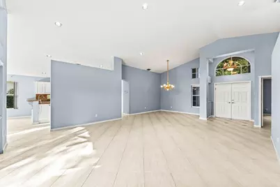 11518 Pamplona Boulevard, Boynton Beach, FL 33437 - Photo 12