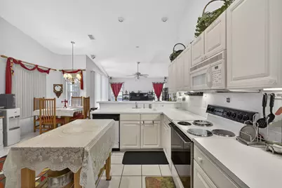 1940 S Club Drive, Wellington, FL 33414 - Photo 14