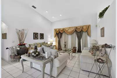1940 S Club Drive, Wellington, FL 33414 - Photo 10