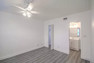 7094 Golf Colony Court #102, Lake Worth, FL 33467 - Photo 8