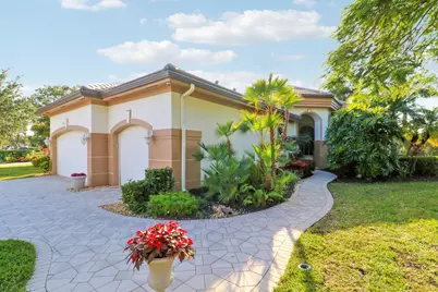 8216 Cypress Point Road, West Palm Beach, FL 33412 - Photo 2