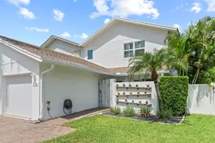 3016 Spanish Trail, Delray Beach, FL 33483 - Photo 2