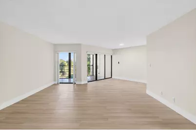 5900 Camino Del Sol #304, Boca Raton, FL 33433 - Photo 8