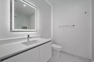 220 Lake Shore Dr, West Palm Beach, FL 33403 - Photo 24