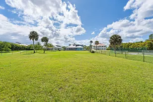 2441 SE N Lookout Blvd, Port Saint Lucie, FL 34984 - Photo 20