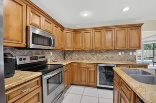 966 NW 37th Ave, Delray Beach, FL 33445 - Photo 16