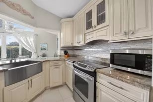 6165 Bay Isles Dr, Boynton Beach, FL 33437 - Photo 4