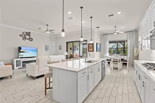 786 SE Courances Dr, Port Saint Lucie, FL 34984 - Photo 10